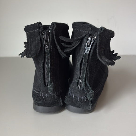 Minnetonka Back Zip Softsole Boot Size 7 - Picture 8 of 10
